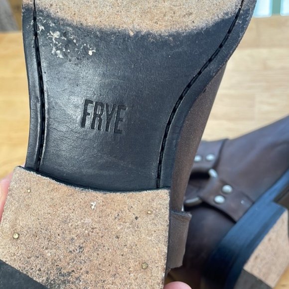 Frye women’s Phillip' Harness Short ankle leather Boots booties brown 6.5 - Picture 8 of 10